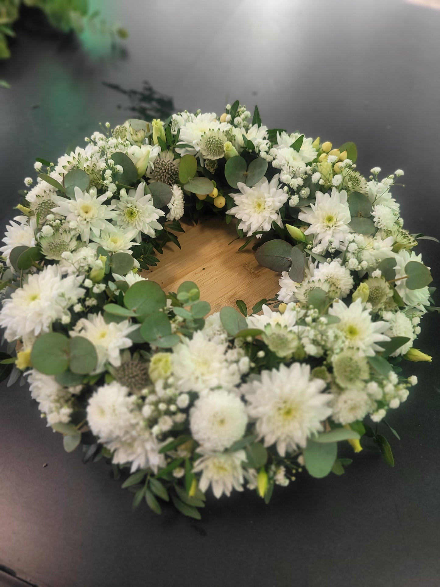 Loose Funeral Wreath 12”