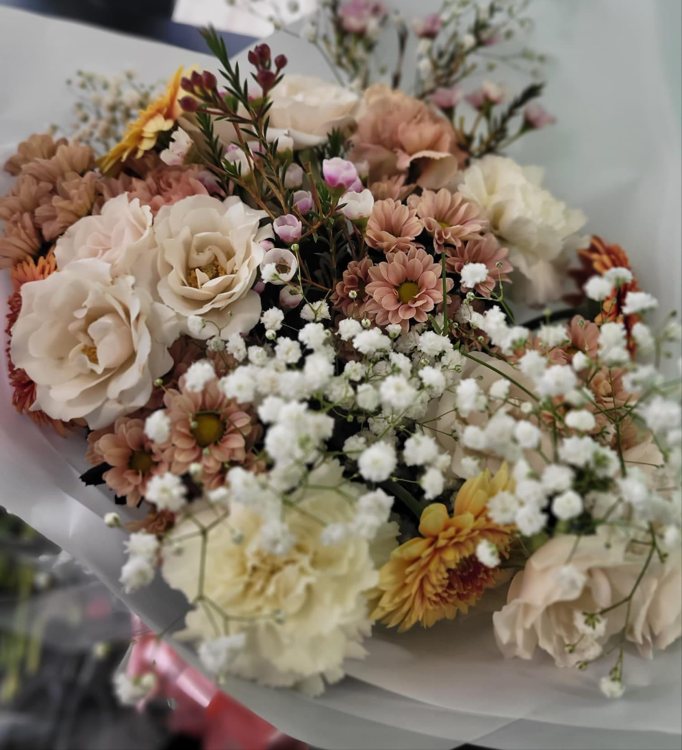 Florist choice Neutrals