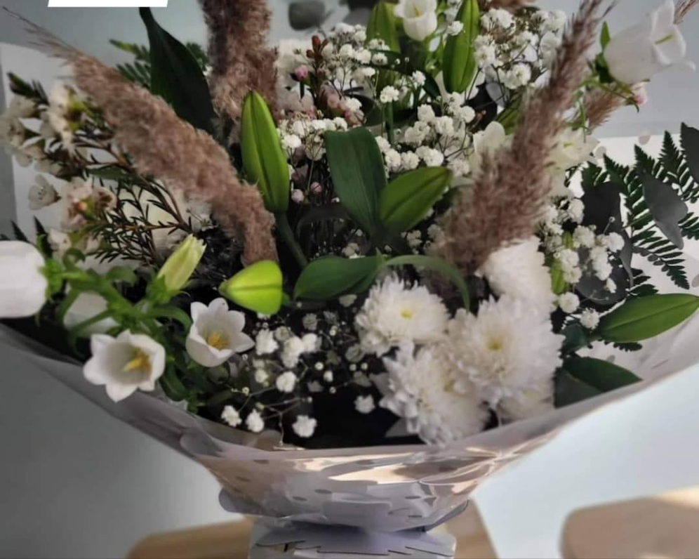 Florist Choice Neutrals- Superior