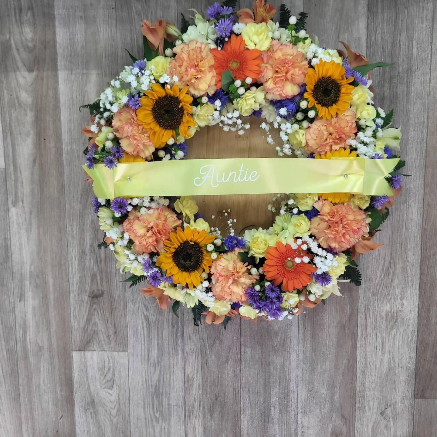 Loose Funeral Wreath 16”
