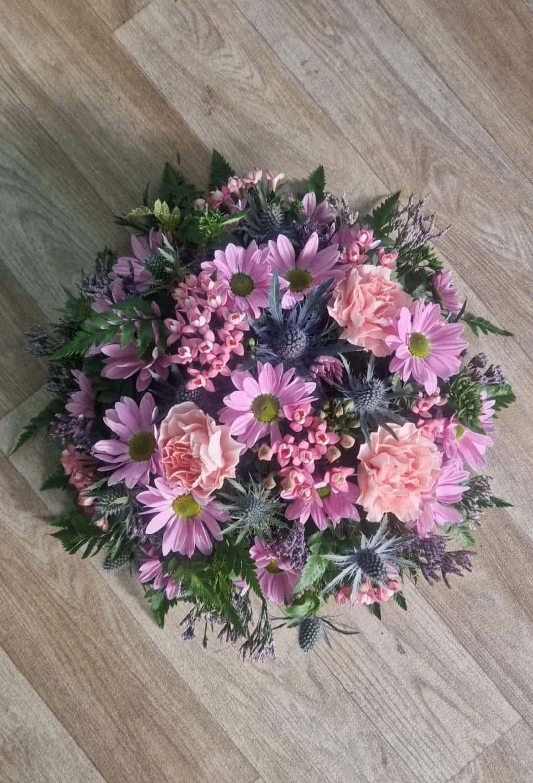 Loose Posy 10”