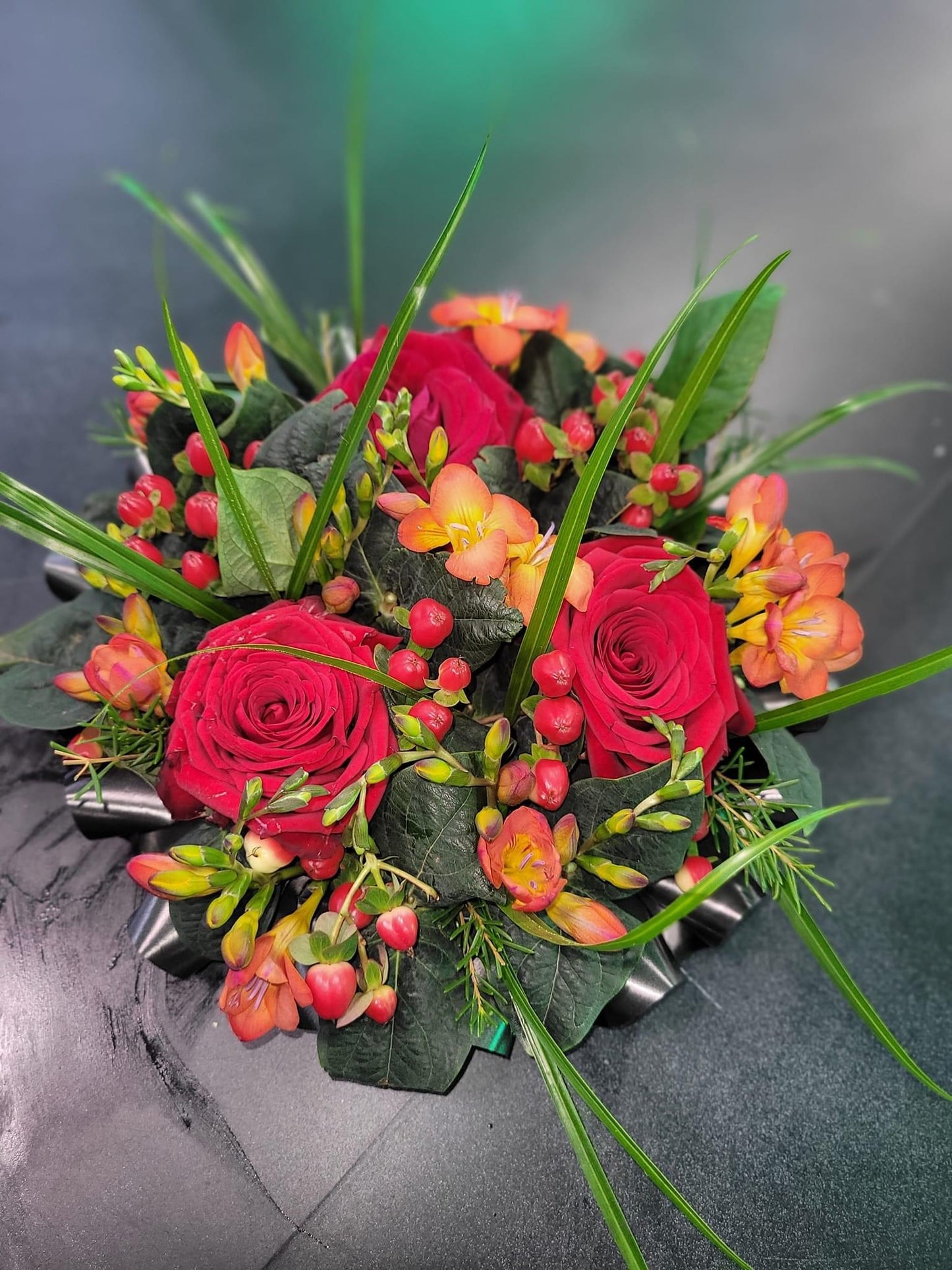 Loose Posy 12”