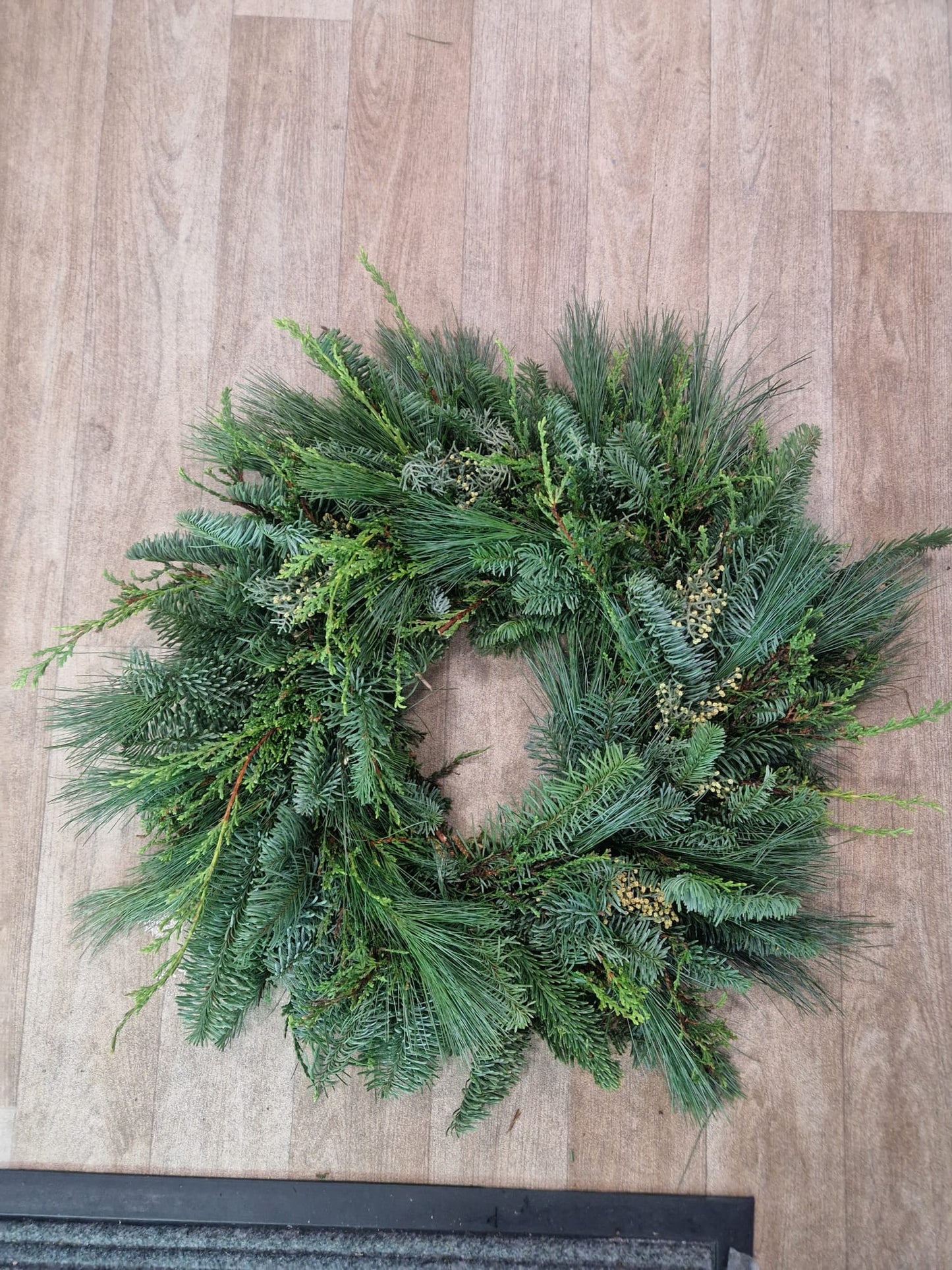 Medium Wreaths