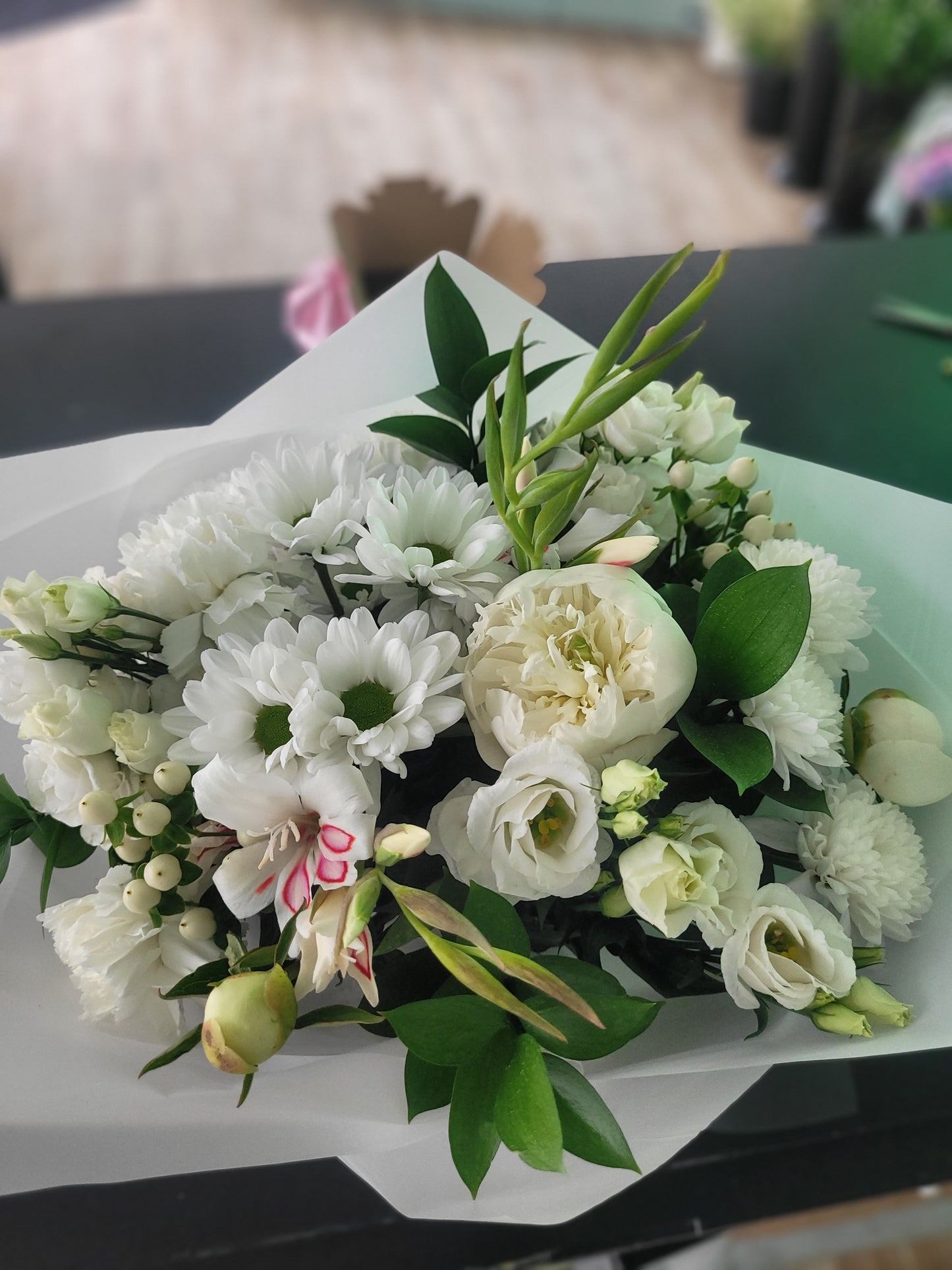 Florist Choice White- Large