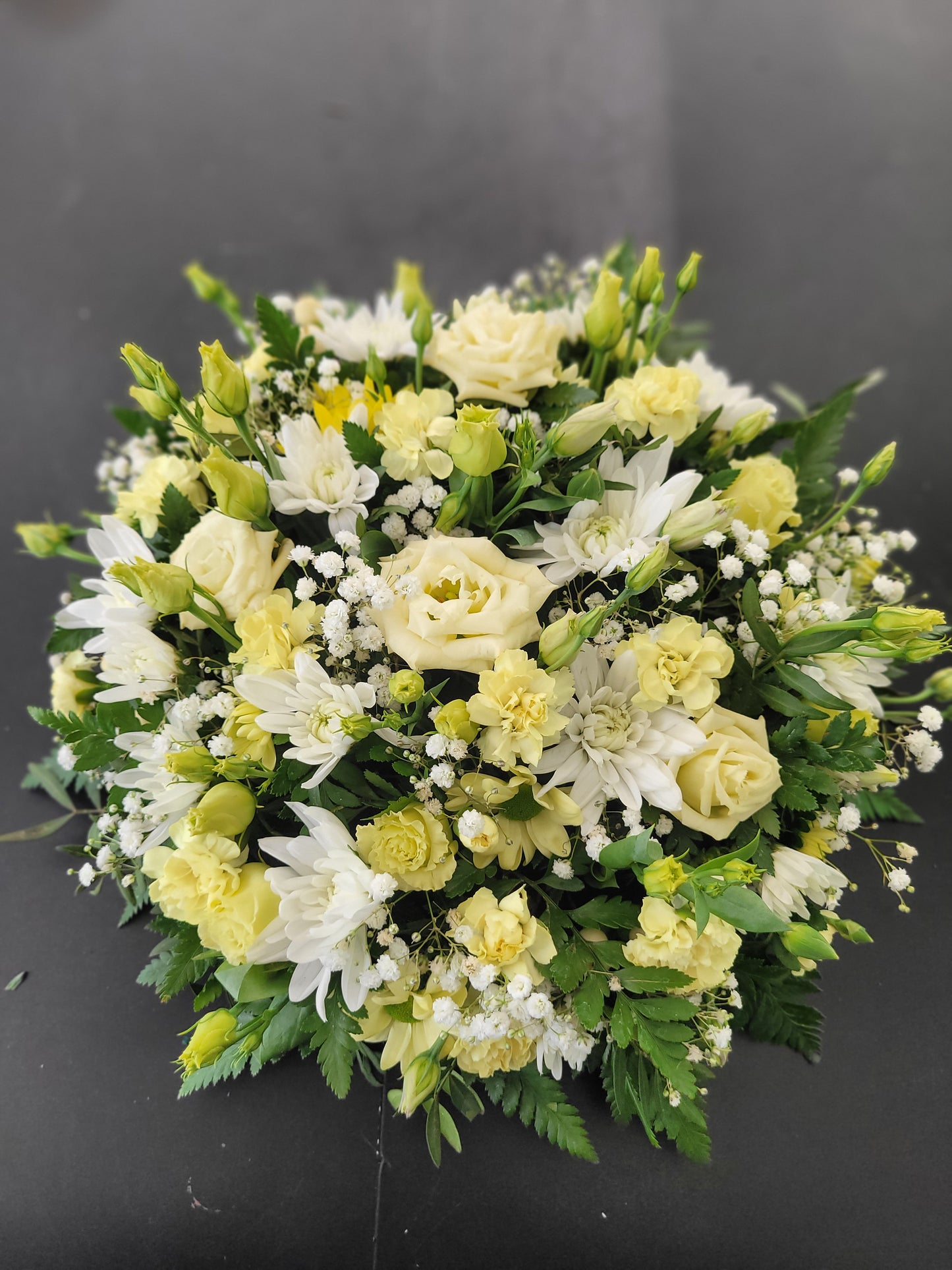 Loose Posy 12”