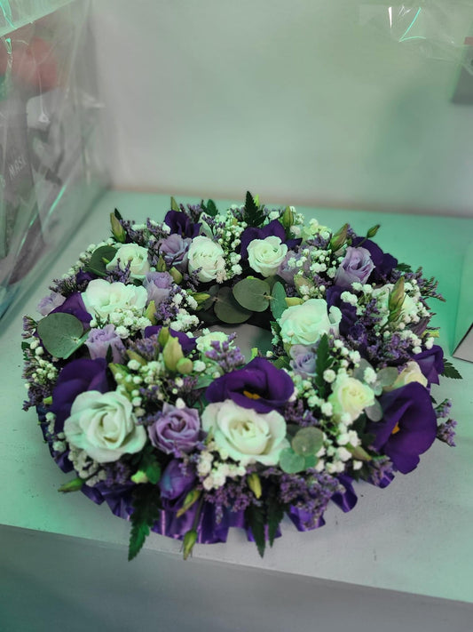Loose Funeral Wreath 16”