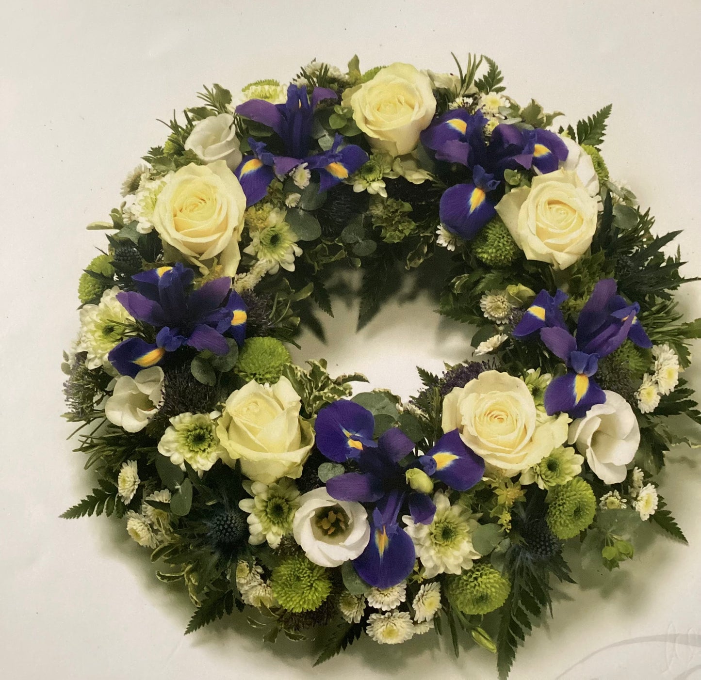 Loose Funeral Wreath 14”