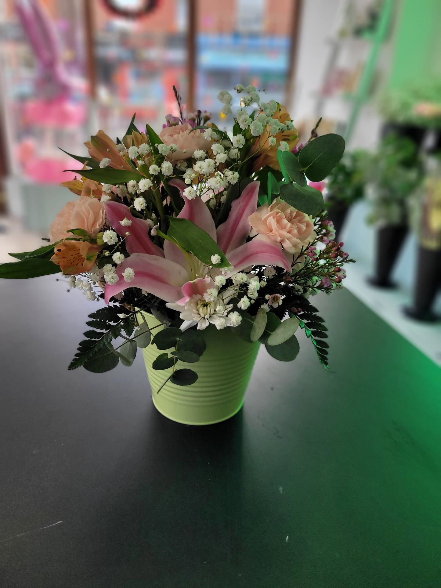 Mothers Day Potted Bouquet