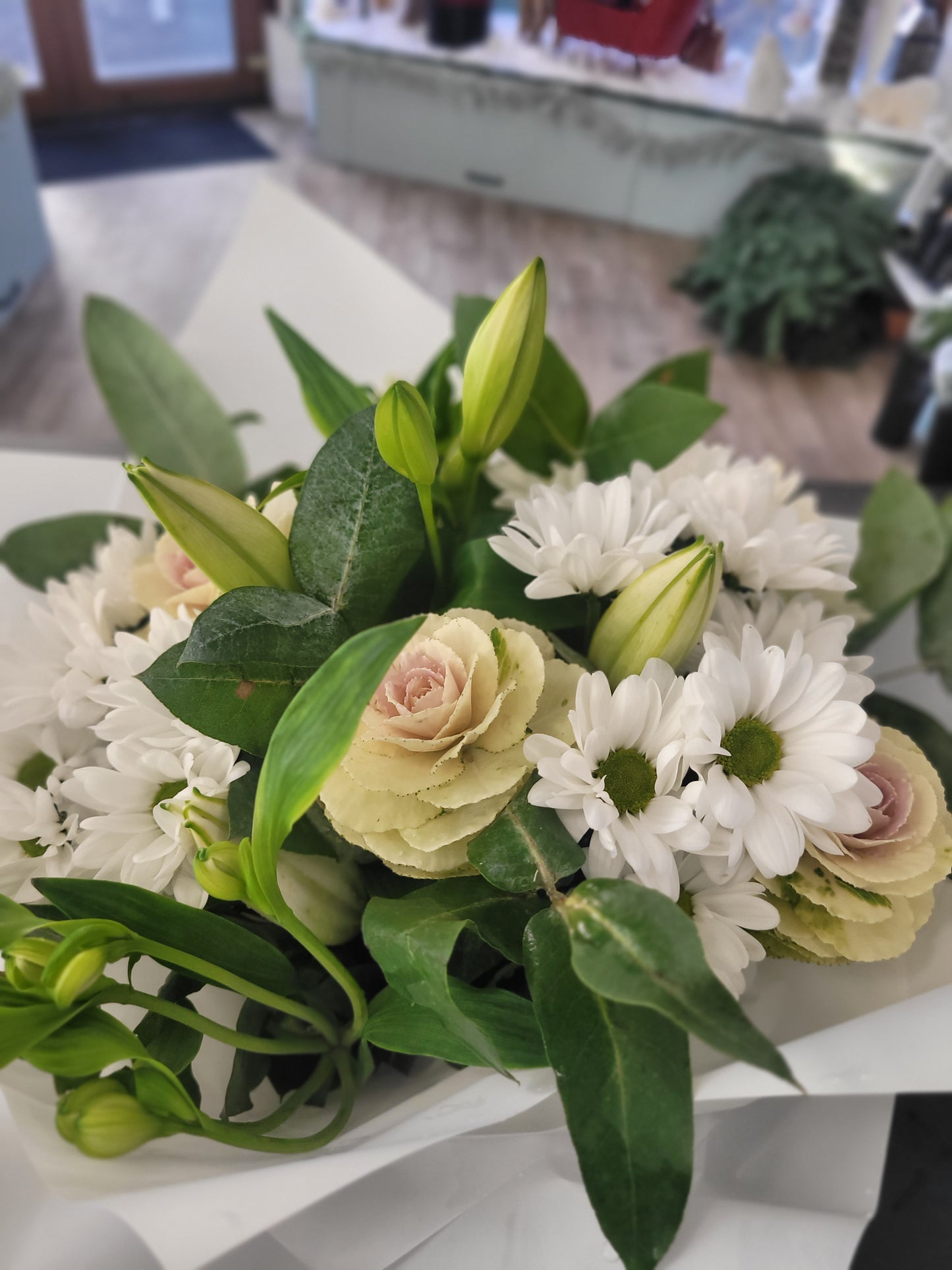 Florist Choice White- Large