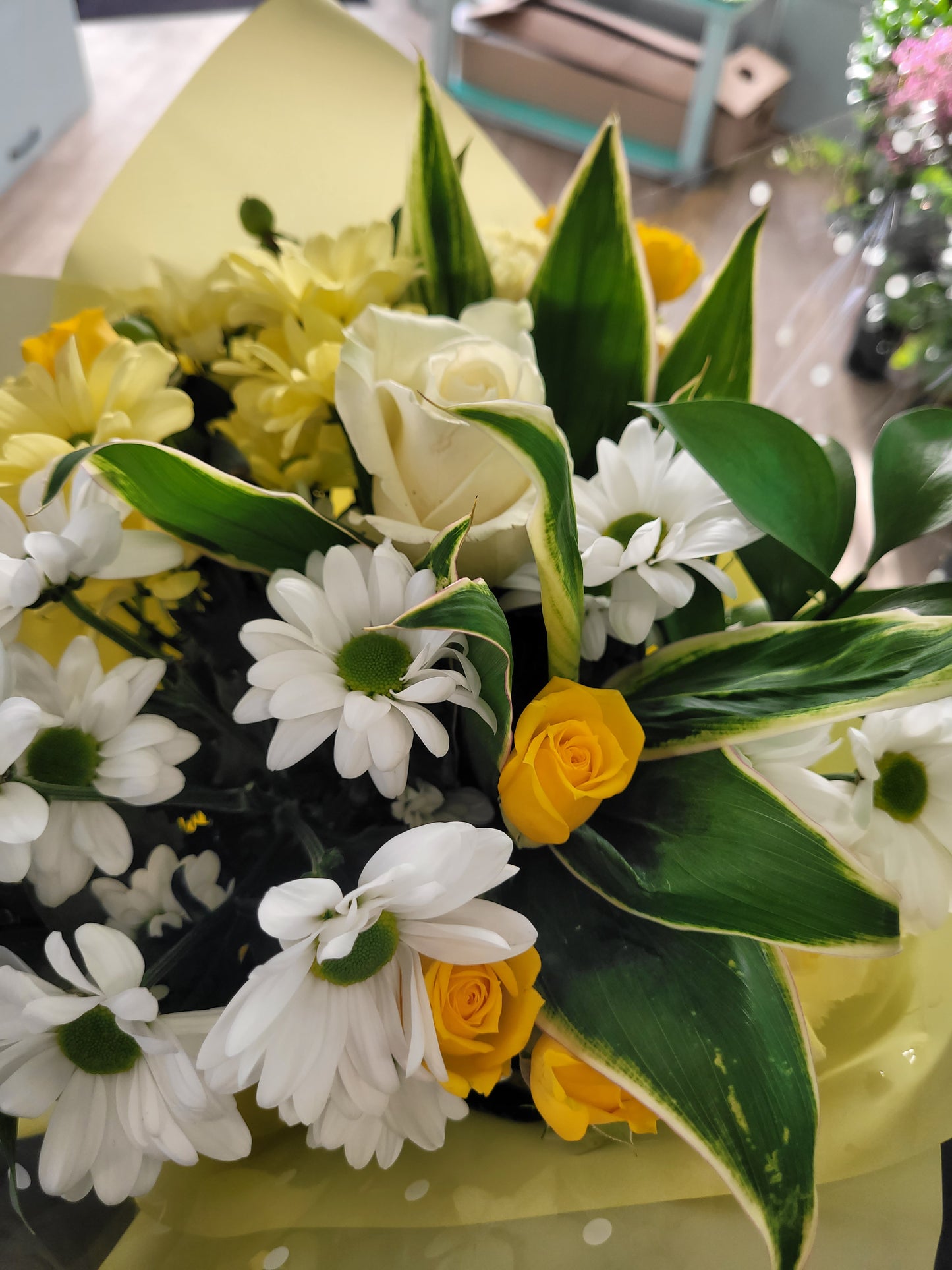 Florist Choice Yellow- Superior